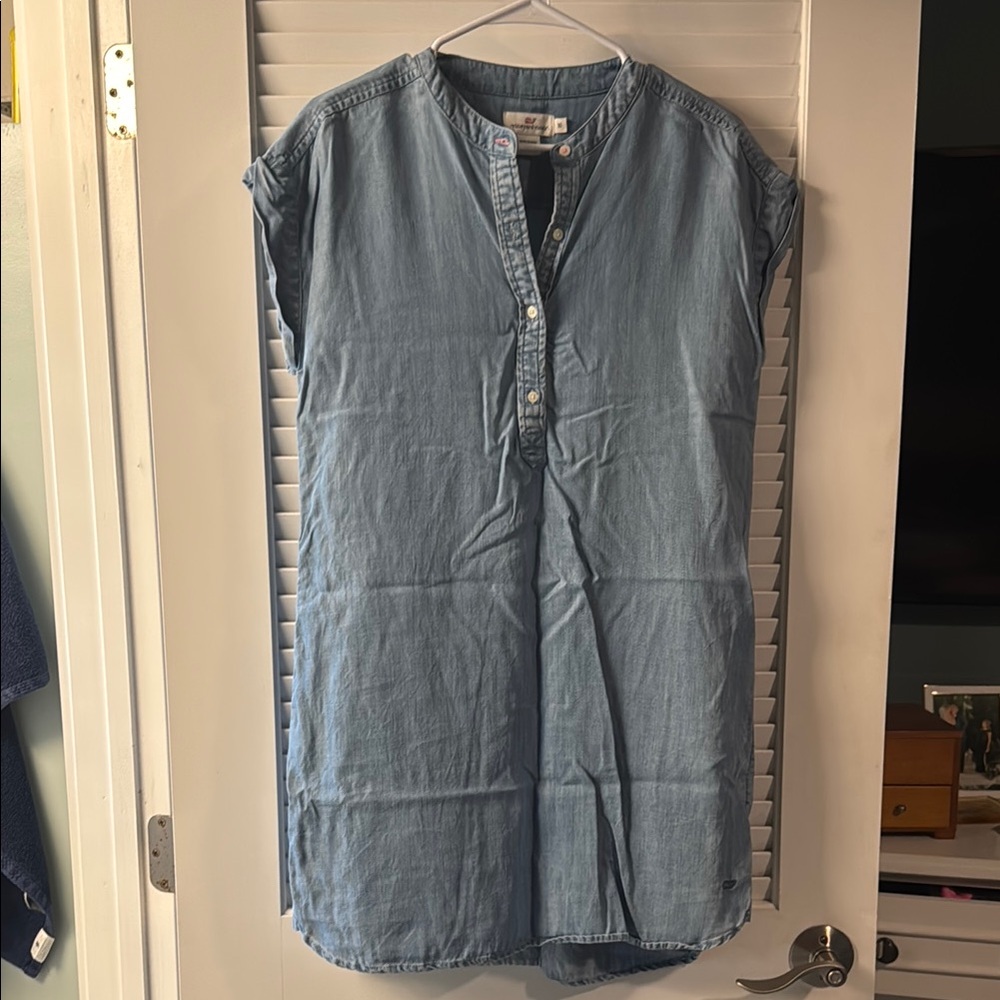 Vineyard vines dress